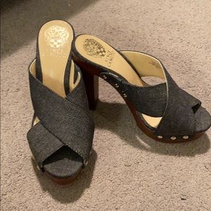 Brand New never worn Vince Camuto sandal